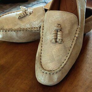 New Corso Como Gold Leather Loafers